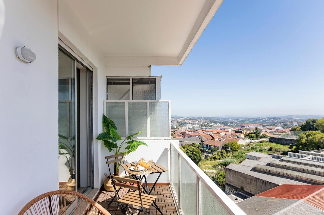 Elegant Studio W/ Ac & Balcony By Lovelystay Porto Dış mekan fotoğraf
