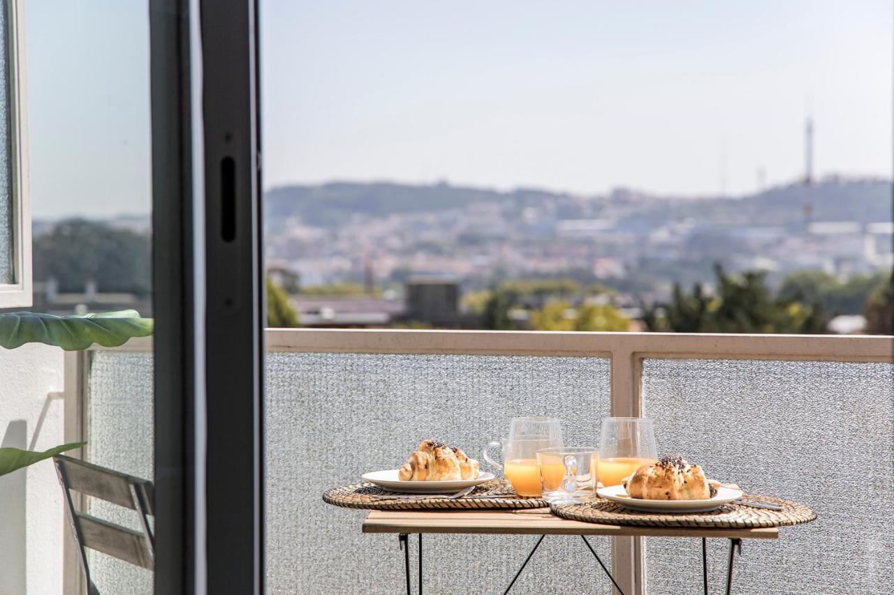 Elegant Studio W/ Ac & Balcony By Lovelystay Porto Dış mekan fotoğraf